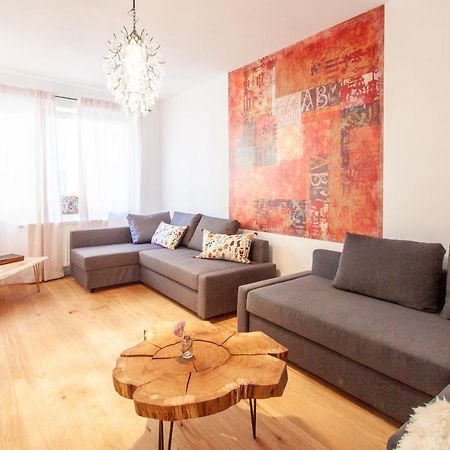 Modern & Spacious Apartment For Up To 8 Persons Wurzburgo Exterior foto