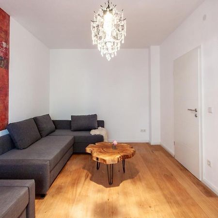 Modern & Spacious Apartment For Up To 8 Persons Wurzburgo Exterior foto